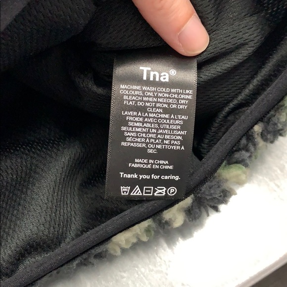 NWT TNA half zip Camo teddy - Picture 5 of 7